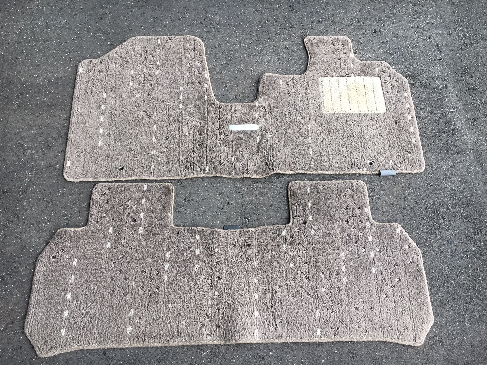 きれいな自動車マット